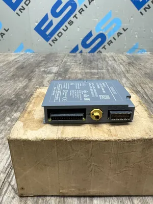 Used SIEMENS 6ES7134-6HD00-0BA1 Misc Electrical & Power Parts South Carolina US | ESS Industrial Equipment Sales #1326645