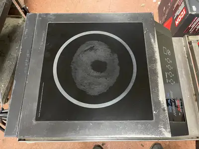 Used Spring Used Spring USA MAX Induction Cook and Hold Titanium Induction Range 240V 3500W Commercial Ranges Illinois US | Falcon Restaurant Supply #1375690