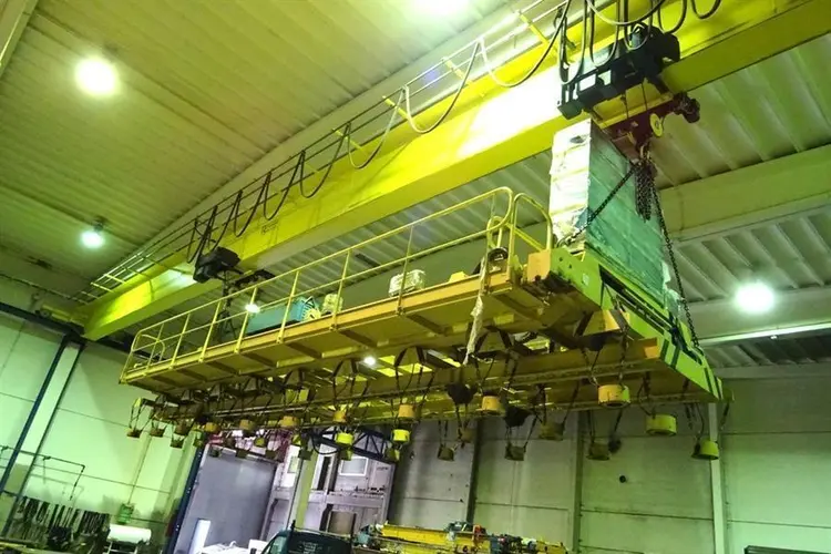 Used FIMEC CRANE WITH MAGNETIC PLATE HOIST 15 TON X 12 500 MM Cranes, Jib | Apt International N.V #373719