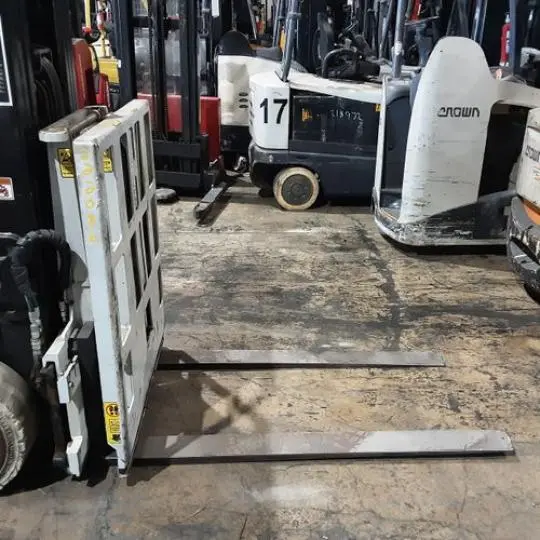 Used 2022 CASCADE 45E-PXB Forklift Attachments Ohio US | Russell Equipment #724226