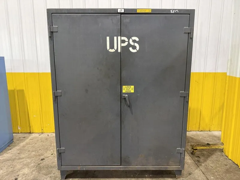 Used STRONG HOLD _UNKNOWN_ Cabinets Ohio US | Yoder Brothers machinery #1242970