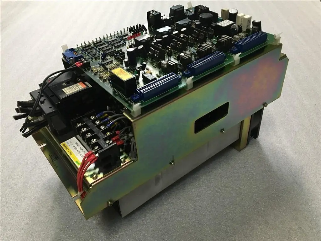 USED FANUC A06B-6058-H007 SERVO AMPLIFIER (3)