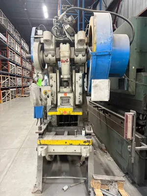 BROWN & BOGGS 17½ LJA Stamping Press | ListingHippo (2)