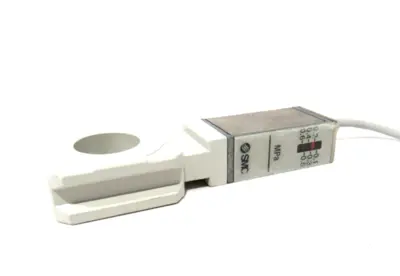 NEW SMC IS10M-40-6L-A PRESSURE SWITCH IS10M406LA