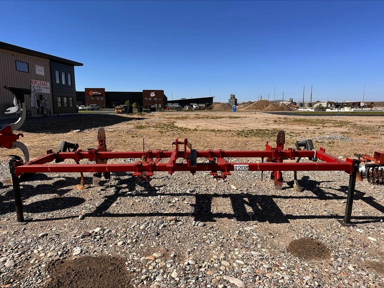 Used _UNKNOWN_ _UNKNOWN_ Cultivators Idaho US | Tri-Steel Manufacturing #1557083