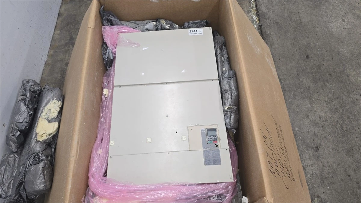 600 HP Yaskawa A1000 AC VFD, Model CIMR-AU4A0675AAA
