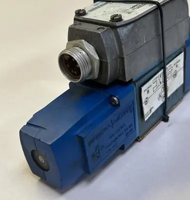 USED VICKERS DG4V32NWB10S305C