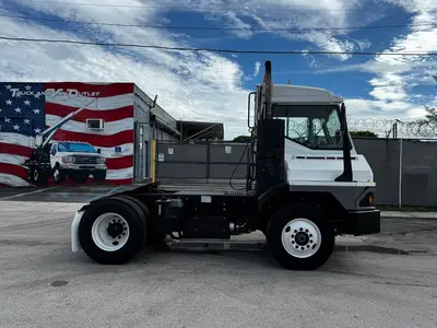 Used 2016 KALMAR OTTAWA T2 Tow Tractors Florida US | Truck and Van Outlet #1509221