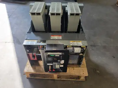Used FEDERAL PIONEER 50H3 Switchgears British Columbia CA | Lenmark #1427012