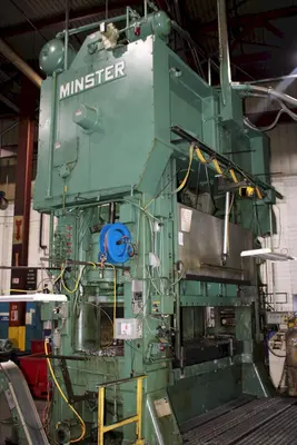 USED 1988 MINSTER 400 TON SSDC PRESS