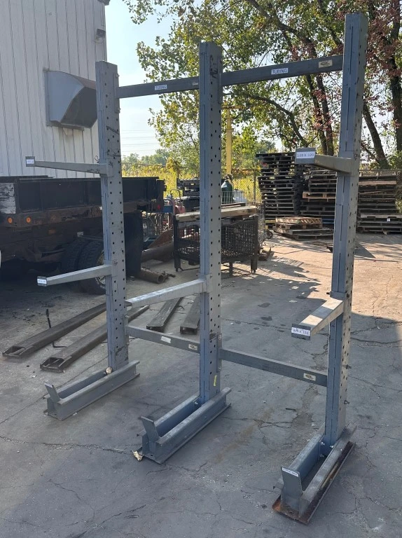 MECO 8'T SINGLE SIDED CANTILEVER RACK