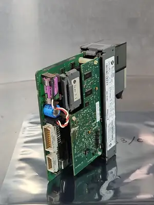 USED Allen-Bradley 1747-L553