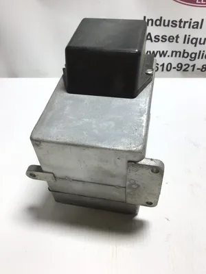 USED BARBER COLMAN 📏 MODEL: MA-418-500
⚡ VOLTAGE: 120V
⏱️ FREQUENCY: 60HZ
💡 POWER: 70W
🔄 CURRENT: 9A