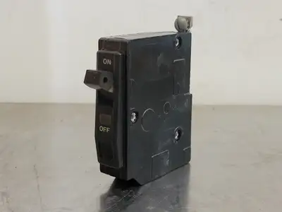 USED SQUARE D QO115