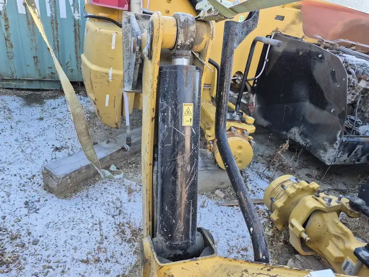 Used CATERPILLAR 2083888 Parts British Columbia CA | Lenmark #417755