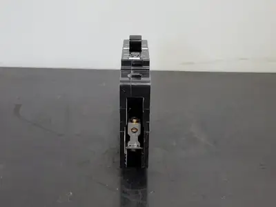 USED SQUARE D EDB16015