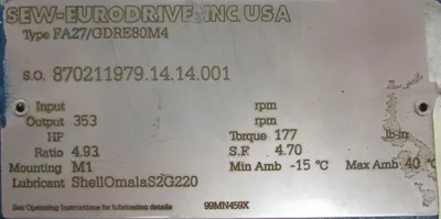 NEW SEW-EURODRIVE FA27/GDRE80M4 GEARMOTOR 4.93:1 230/460V FA27GDRE80M4