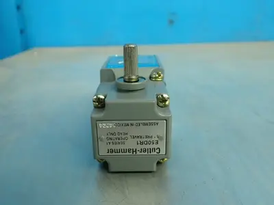 Used CUTLERHAMMER E50SAL Relays & Switches Ohio US | HGR 24 #798761