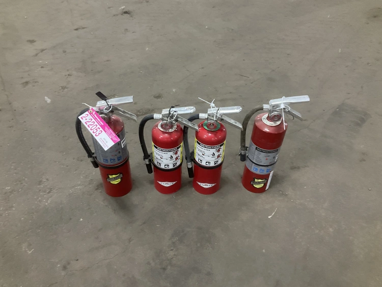 Used _UNKNOWN_ _UNKNOWN_ Fire Extinguishers Michigan US | Miedema Asset Management Group #1475801