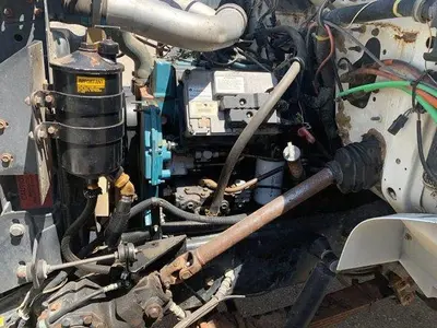USED 2001 INTERNATIONAL 4900