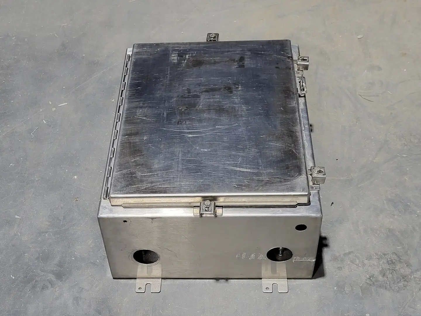 Wall Mount Stainless Steel Electrical Enclosure 20"x16"x8"