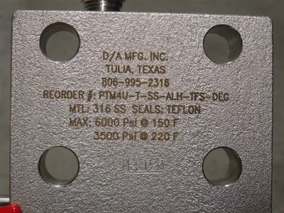 D/A Mfg. Inc. PTM4U-T-SS-ALH-DEG Unimount Pressure Transmitter Manifold New NIB