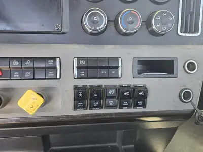 Used 2019 FREIGHTLINER CASCADIA 126 Conventional trucks California US | Ben Kaplan Equipment #1414118