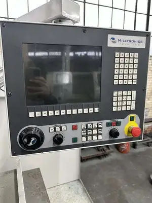 MILLTRONICS MM18 Vertical Machining Centers | Toolquip, Inc. (4)