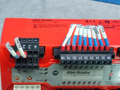 Used ALLEN BRADLEY 1791DSIB16 Input / Output Modules Ohio US | HGR 24 #981327