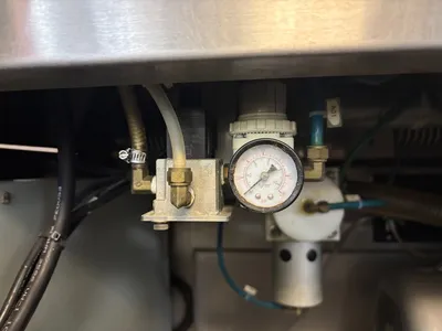 USED ULTRASOURCE Ultravac 800