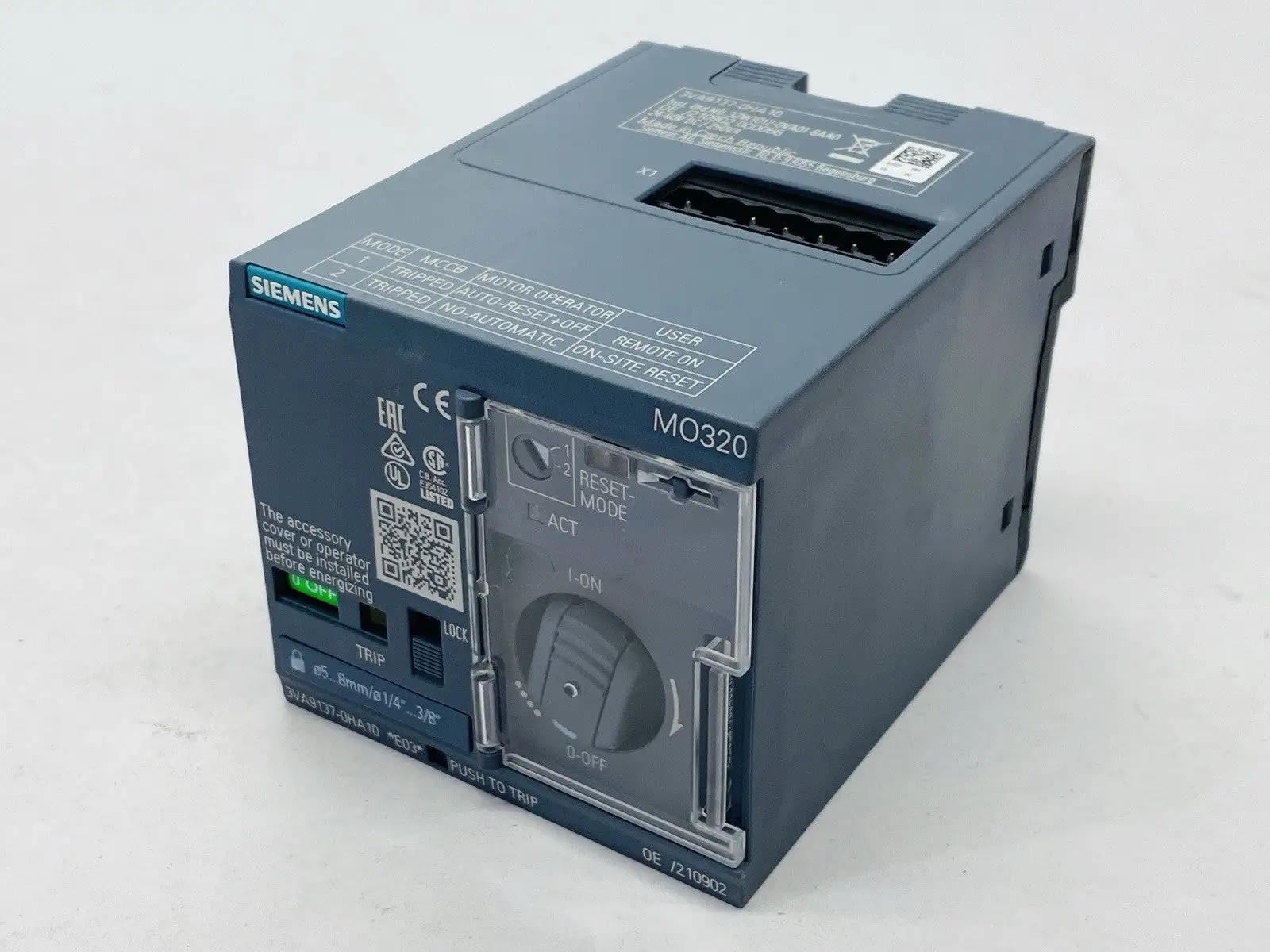 3VA9137-0HA10 | Siemens  Manual Motor Operator Breaker 3VA 24-60VDC - New Other