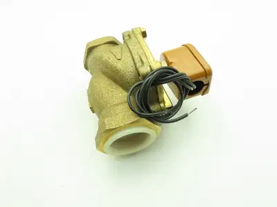 Honeywell Skinner U321G3906 Lucifer Brass Solenoid Valve 1-1/2" 170 PSI 120VAC