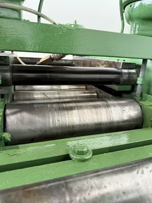 8,000 LB X 18" X .250" REGAL COIL CRADLE & STRAIGHTENER. STOCK #1226924