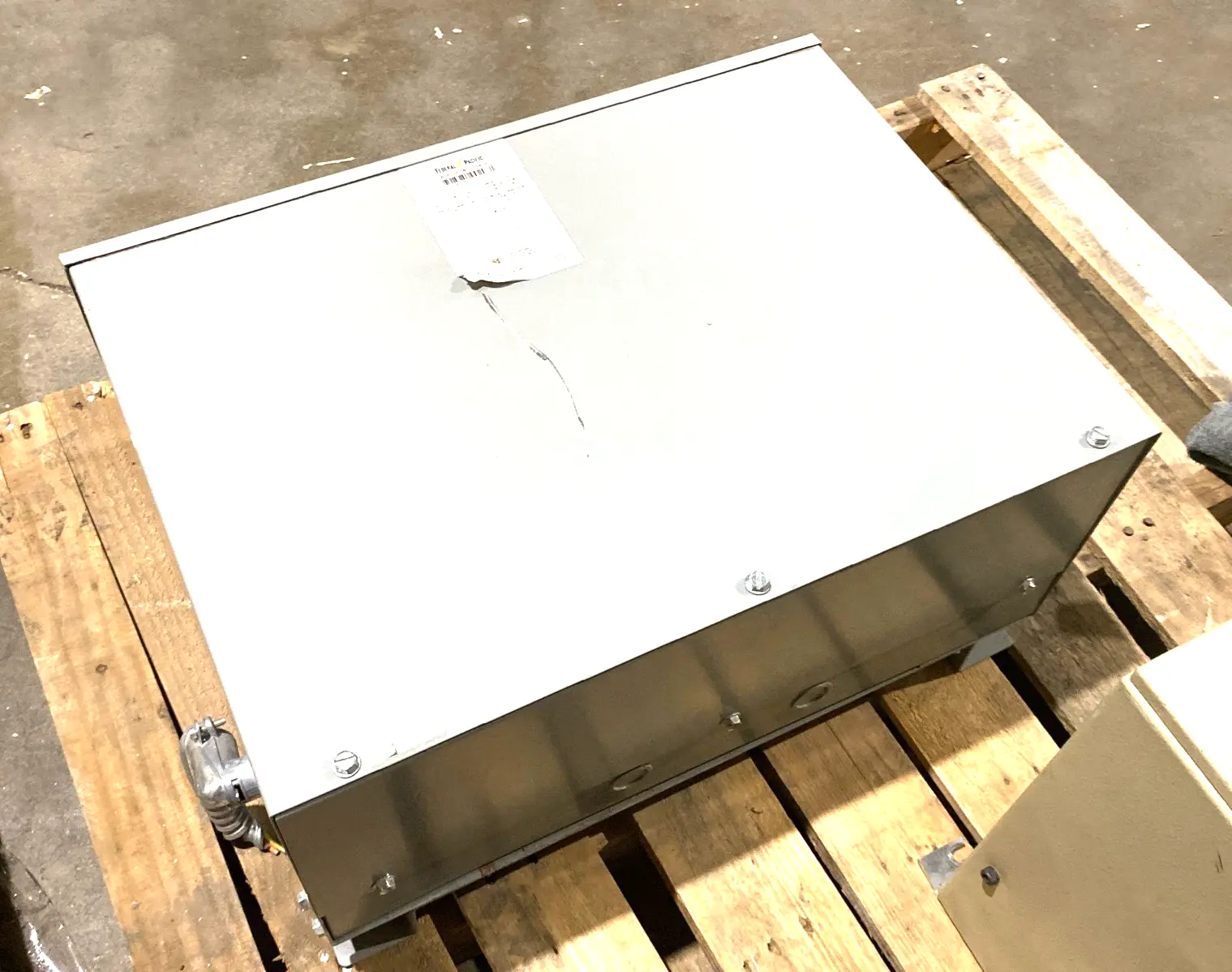 Used Pacific Dry Type Transformer 6kVA 3-Phase Distribution Transformers Michigan US | Maverick Industrial Sales #1396924