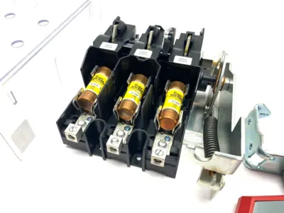 USED ALLEN-BRADLEY DISCONNECT SWITCH ASSEMBLY W/ METAL HANDLE AND COVER