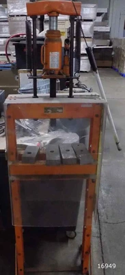 USED HYDRAPRESS 12 TON