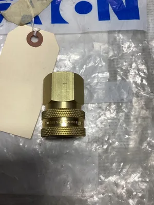Eaton 1/2″ Brass Hydraulic Quick Connect Hose Coupling; ST Series