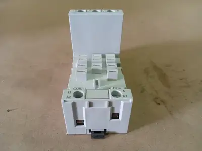 NEW ALLEN-BRADLEY 700-HN153