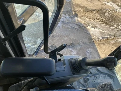 Used 2017 CATERPILLAR 325FLCR Crawler Excavators New York US | Beck Equipment #1509283