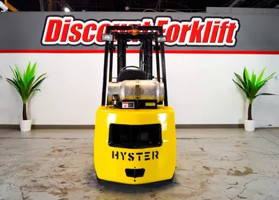 USED 1990 HYSTER S60XL