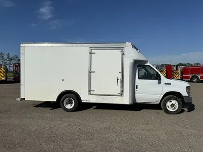 Used 2022 FORD E-350 CUBE DELIVERY Box trucks Minnesota US | Carco Truck & Equipment #1514234