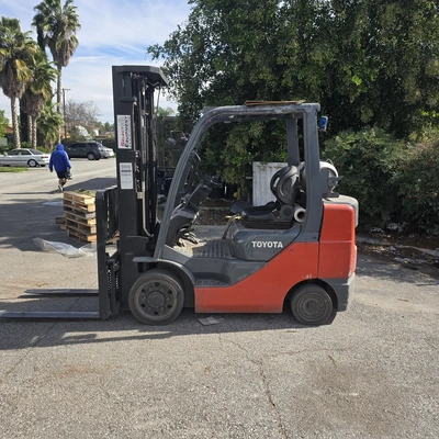 2014 TOYOTA 8FGCU30 Fork Lift-Truck | Asset Exchange Corporation (1)