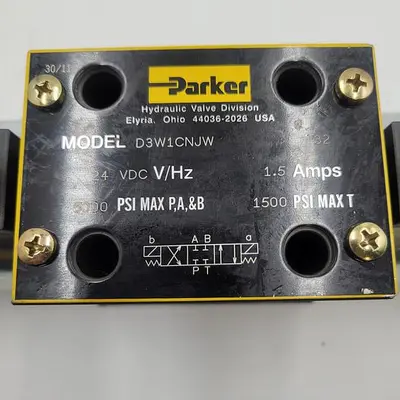New | in-Stock PARKER PARKER D3W1CNJW DIRECTIONAL CONTROL VALVE Pump & Valve Parts | ND Industrial Surplus #1218172