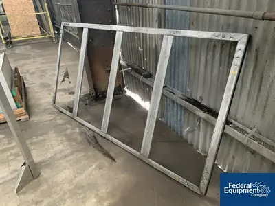 USED Laminar Flow INC LAMINAR FLOW SOFT WALL ISOLATION CHAMBER WITH HEPA FILTER