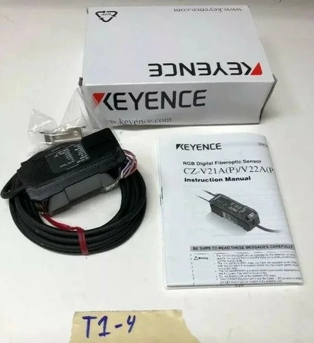 NEW KEYENCE CV-V21AP