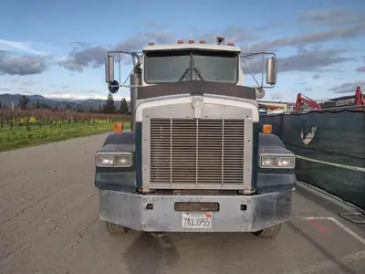 USED 1995 KENWORTH T800