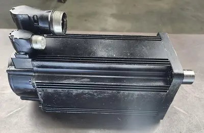 USED REXROTH MSK071D-0300-NN-M1-UG0-NNNN