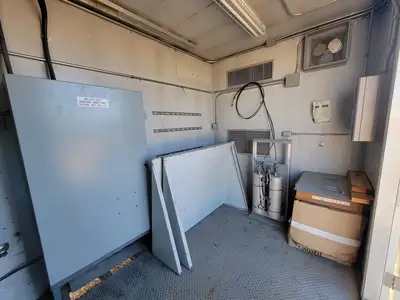 5kV Motor Control Center (MCC) Unit w/ (4) Breakers & (2) Load-Break Switches