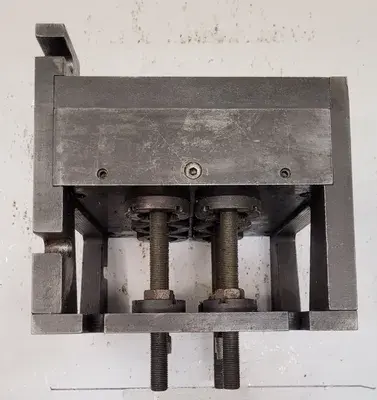 USED BEERE 5C COLLET FIXTURE