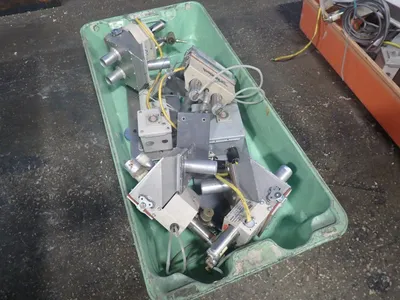 Aec, Whittlock Control Cabinets, Pneumatic Air Cylinders